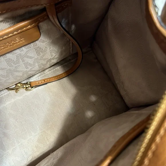 ๐ฅ LOWEST PRICE (small stain & imperfection) - Picture 15 of 15